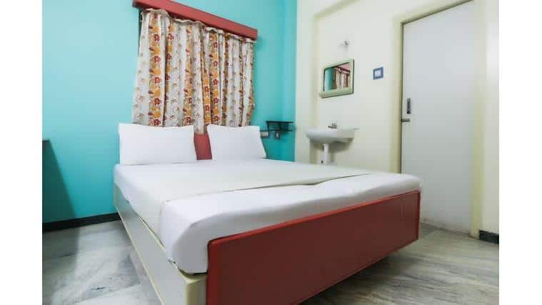 Hotel Ganapathy Lodge - Budget Hotel in Ram Nagar, Coimbatore