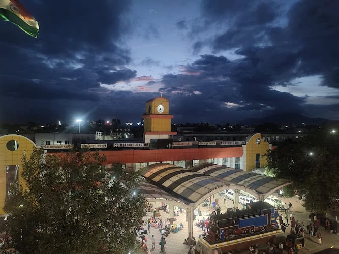 Legends Inn - 3 Stars Hotel Opp. Railway Station, Coimbatore